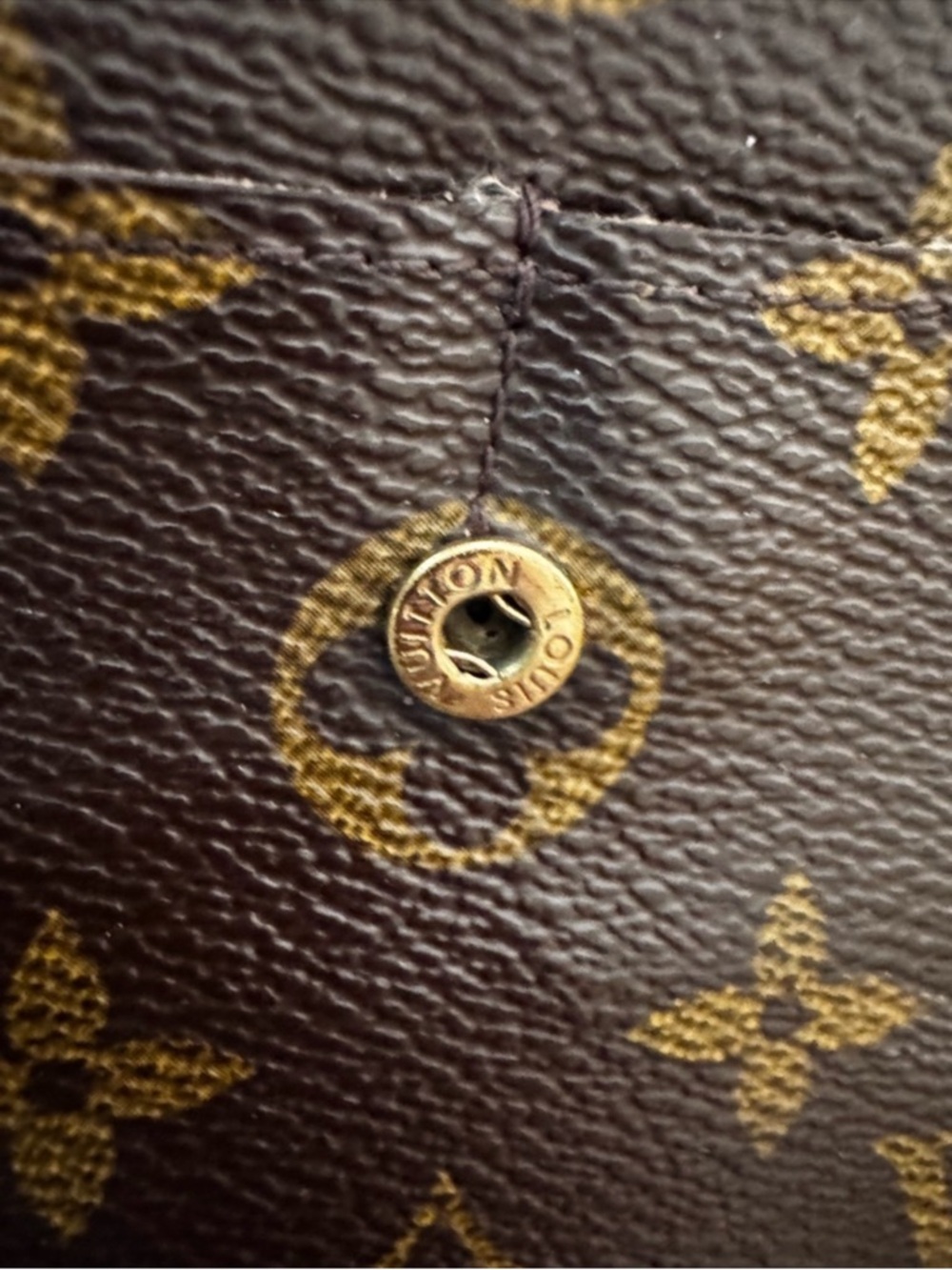Louis Vuitton vintage Sarah monogram long wallet converted
Crossbody 2000 france - Picture 14 of 16